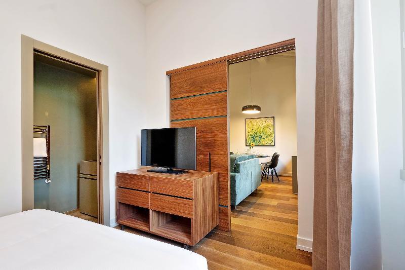 Numa Aparthotel Firenze